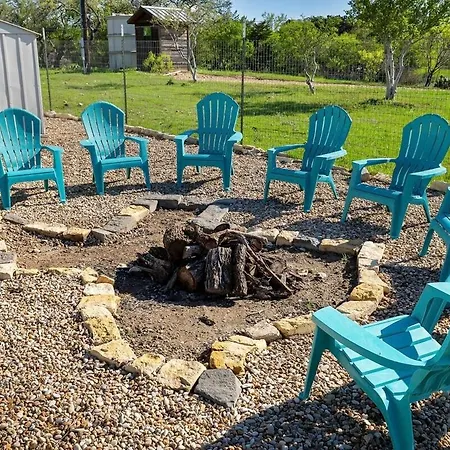 Enchanted Rockview House - 3 Bedroom-Firepit Fredericksburg Exterior photo